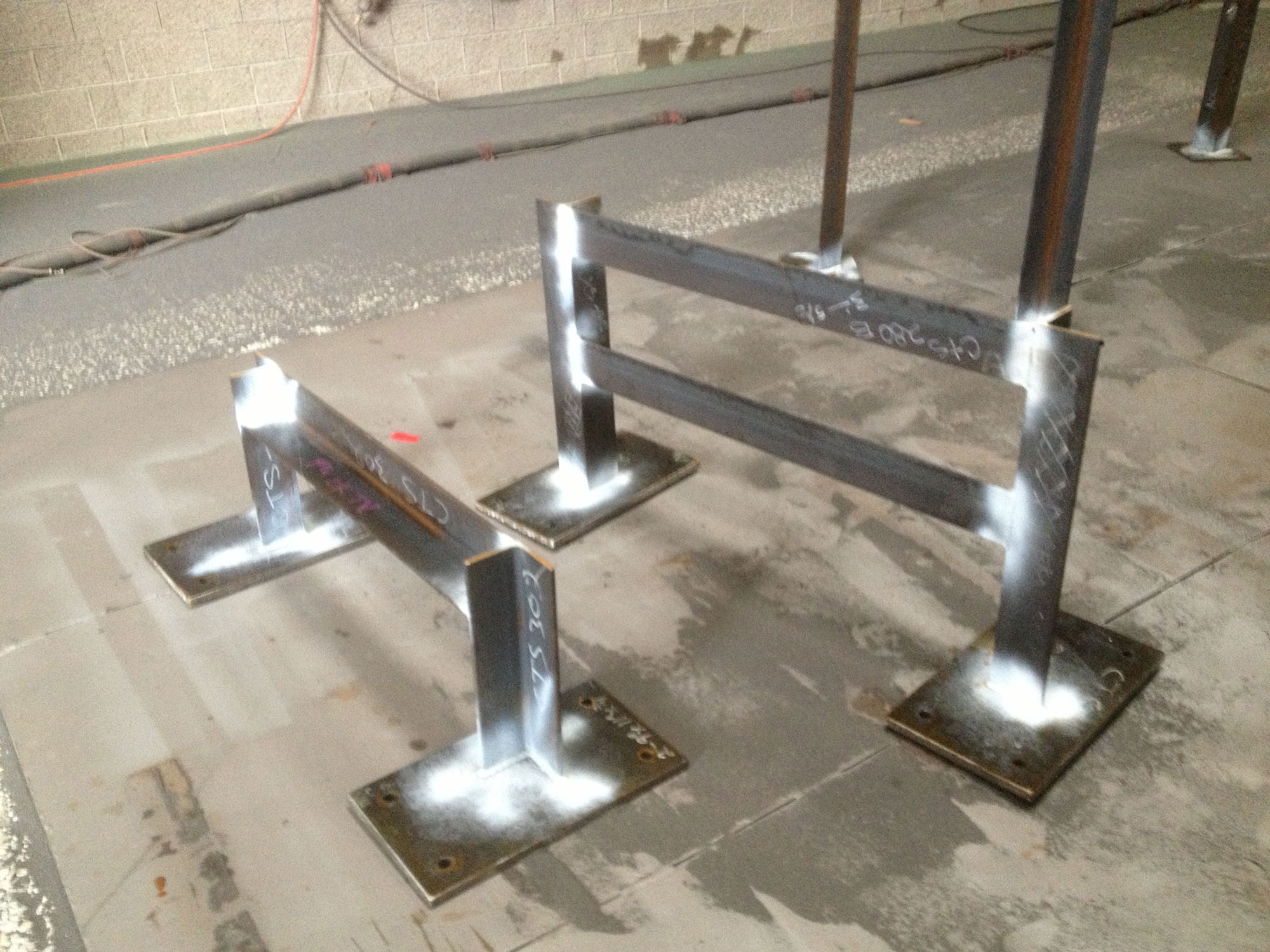 Pentetrant Testing Welds on Supports